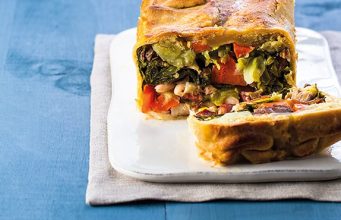 Cozido à portuguesa no pão